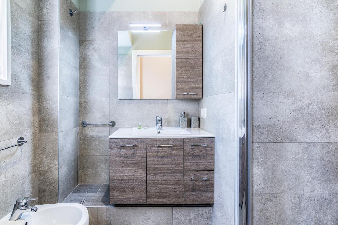 Mora Apartment Мілан Екстер'єр фото